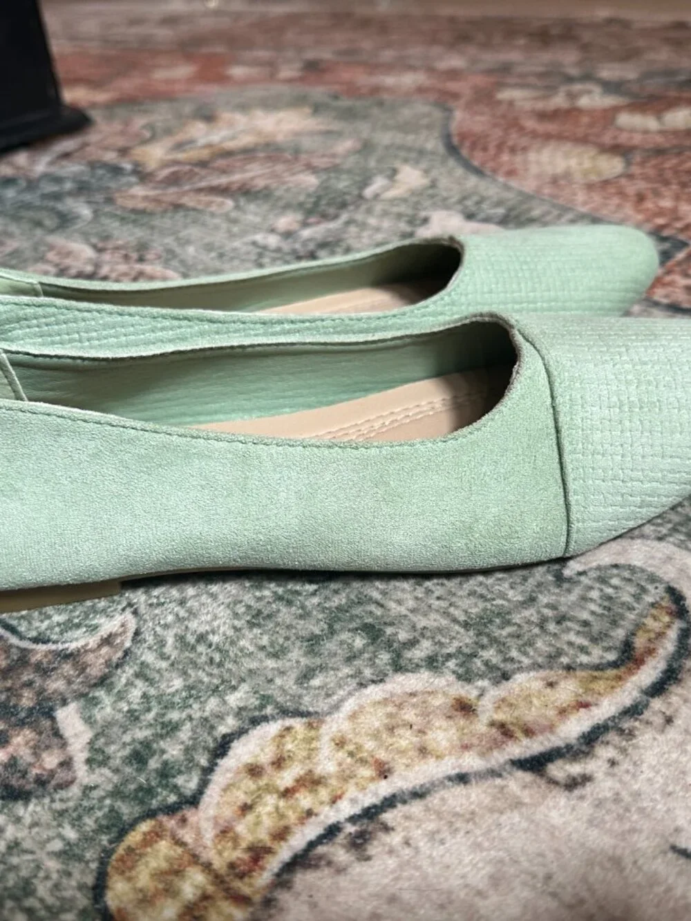Minimalist Mint Green Textured Ballet Flats | Size 9.5